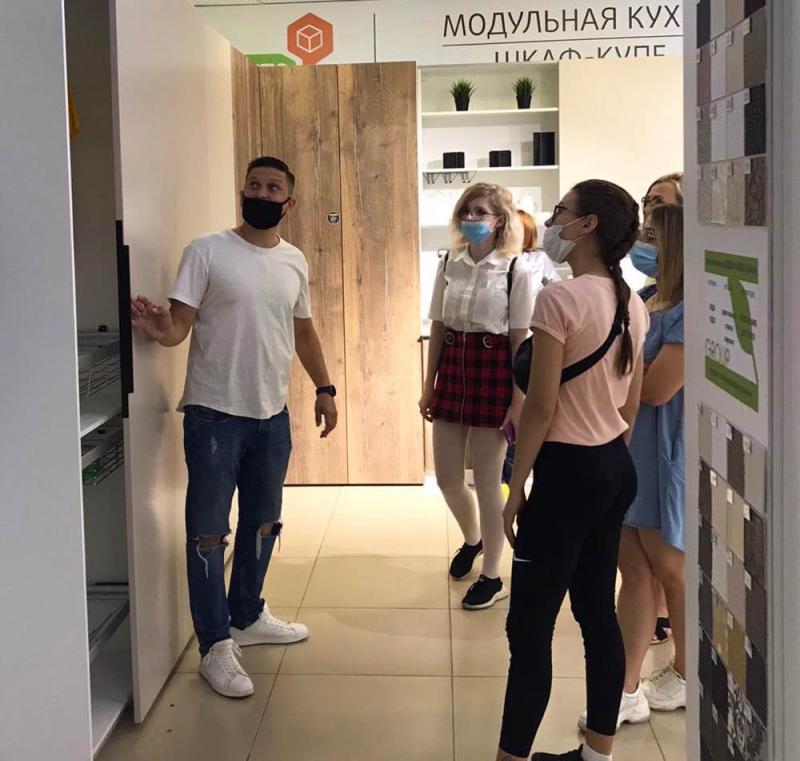 Дизайнеры школы DH снова в гостях у Мебель ГРУПП